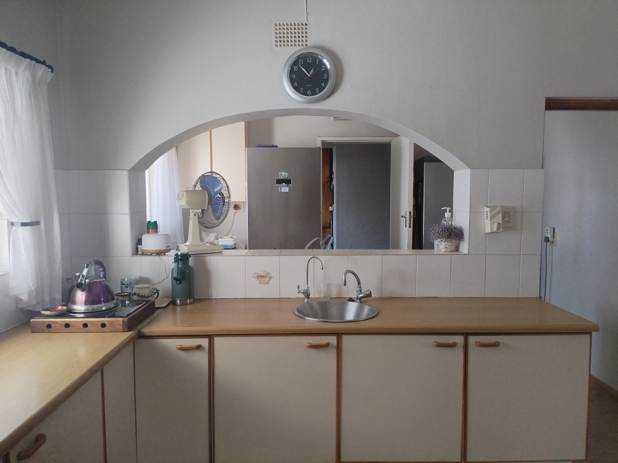 4 Bedroom Property for Sale in Amandelrug Western Cape